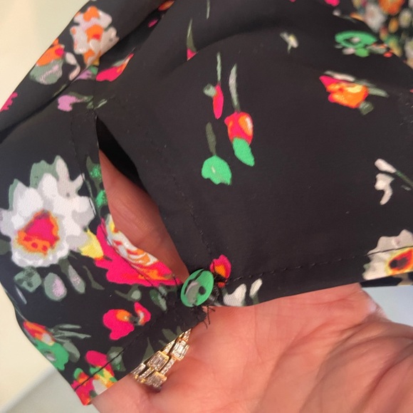 H&M Floral Print Blouse Size XL - Picture 5 of 11